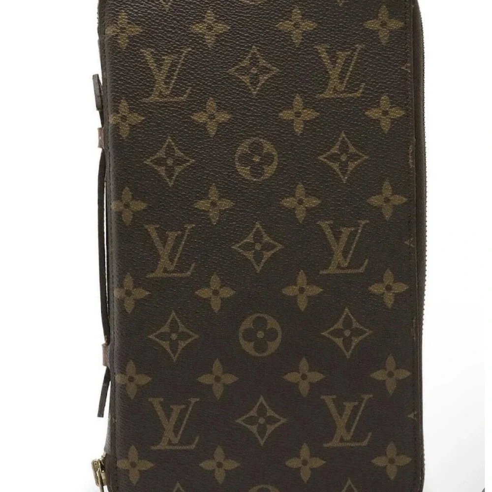 RARE Authentic Louis Vuitton Damier Ebene Travel Voyage Wallet Pochette Porte